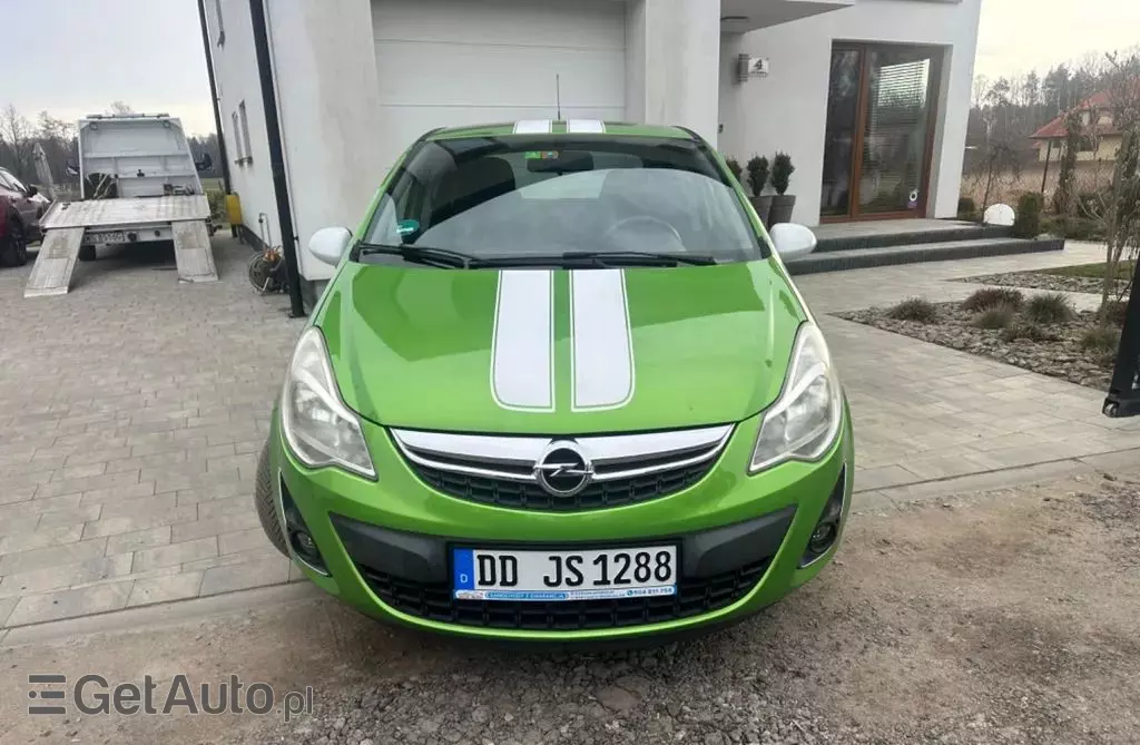 OPEL Corsa 