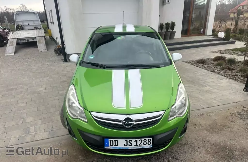 OPEL Corsa 
