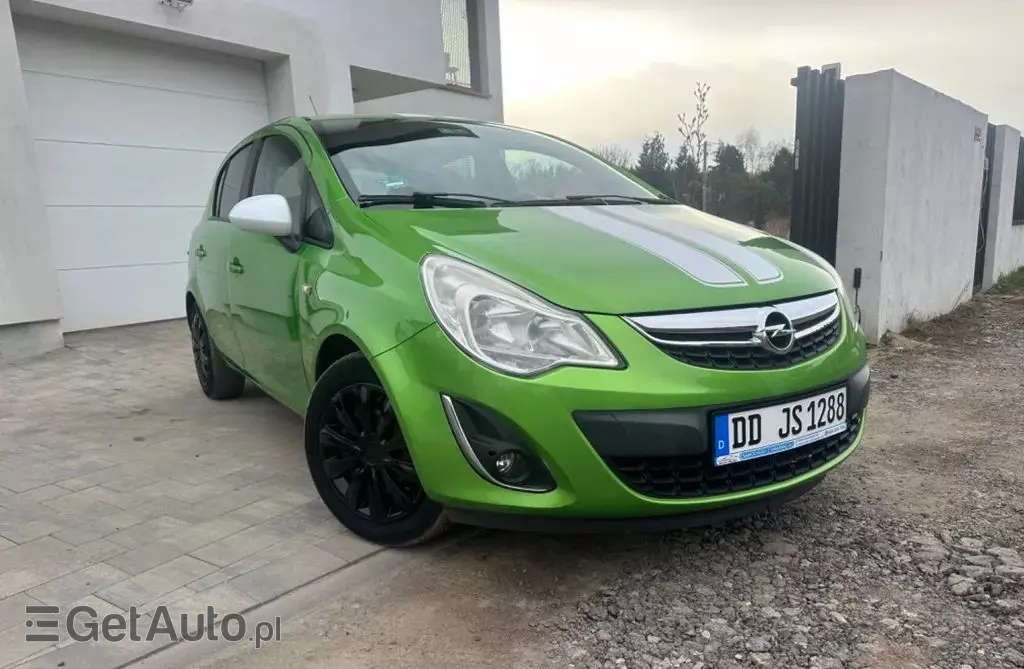 OPEL Corsa 