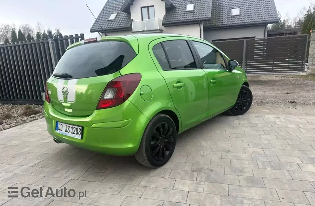 OPEL Corsa 