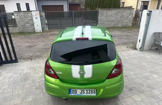 OPEL Corsa 