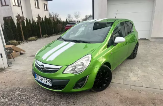 OPEL Corsa 