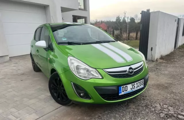 OPEL Corsa 