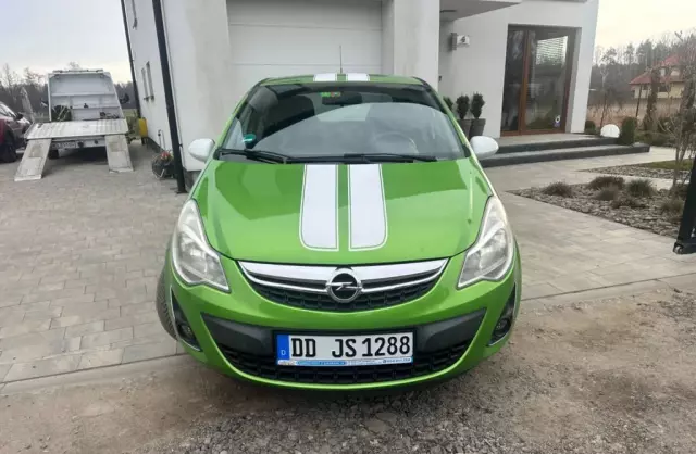 OPEL Corsa 