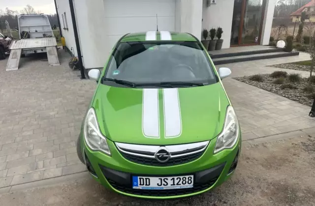 OPEL Corsa 