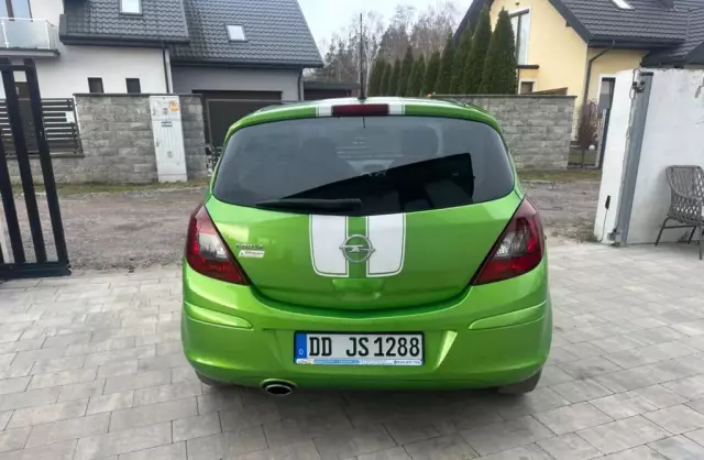 OPEL Corsa 