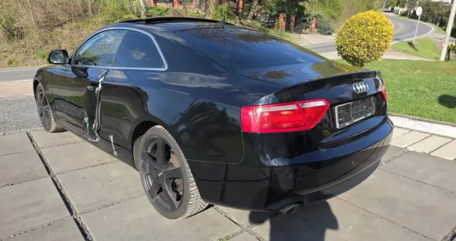 AUDI A5 Coupé 3.0 TDI DPF quattro S tronic