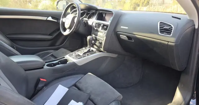 AUDI A5 Coupé 3.0 TDI DPF quattro S tronic