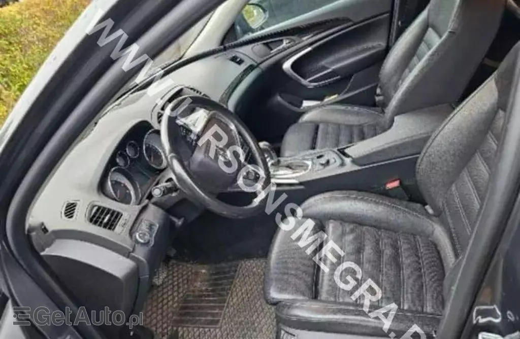 OPEL Insignia 