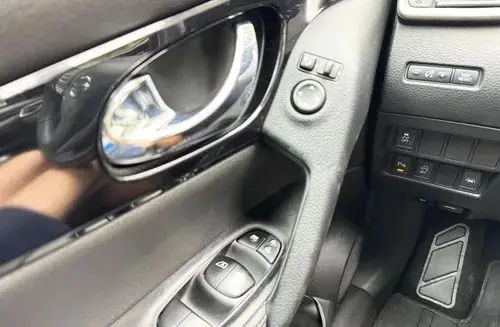 NISSAN Qashqai 2 