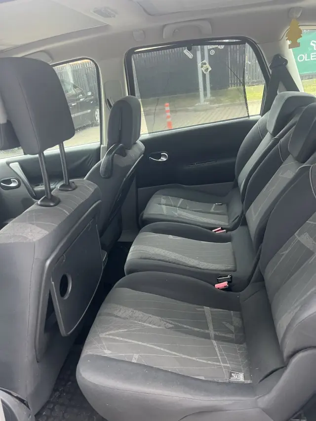 RENAULT Grand Scenic 