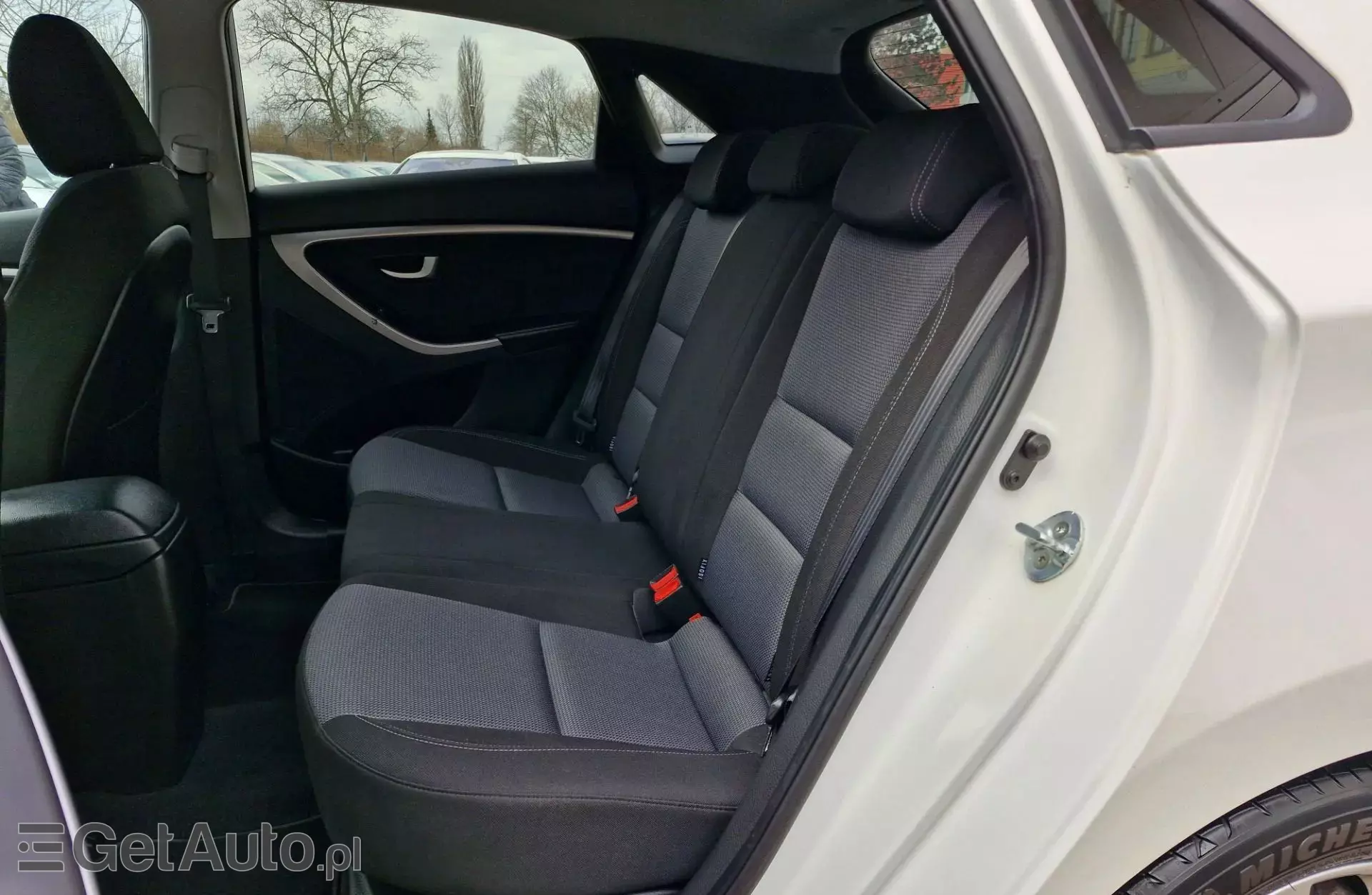 HYUNDAI I30 1.4 (100 KM) blue