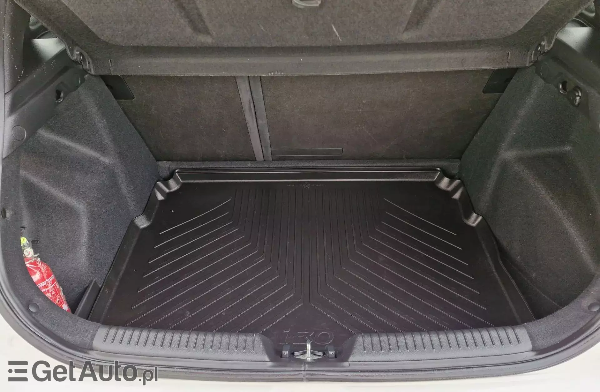 HYUNDAI I30 1.4 (100 KM) blue