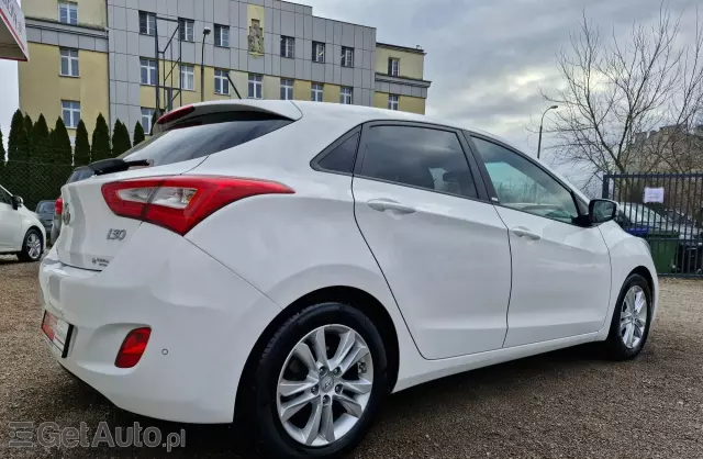 HYUNDAI I30 1.4 (100 KM) blue