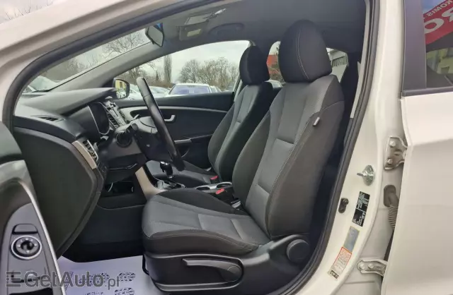 HYUNDAI I30 1.4 (100 KM) blue