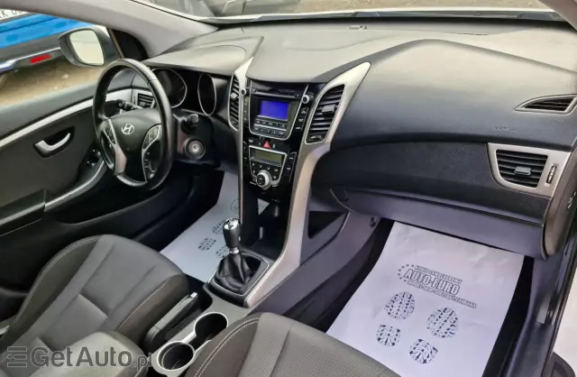 HYUNDAI I30 1.4 (100 KM) blue