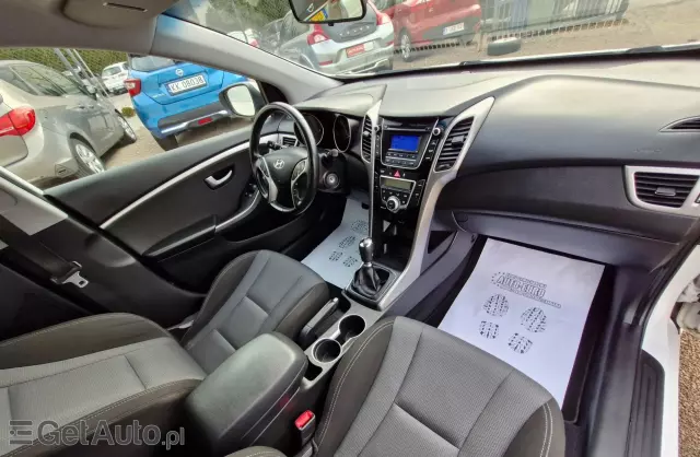 HYUNDAI I30 1.4 (100 KM) blue