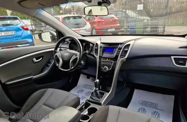 HYUNDAI I30 1.4 (100 KM) blue