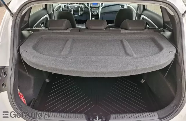 HYUNDAI I30 1.4 (100 KM) blue