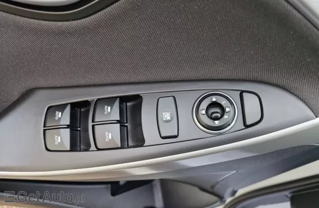 HYUNDAI I30 1.4 (100 KM) blue