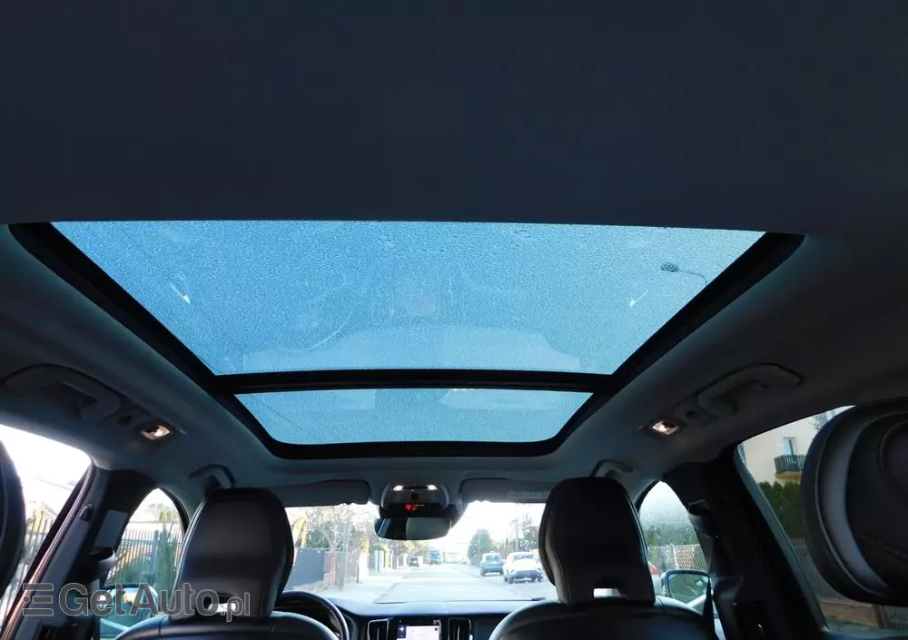 VOLVO XC 60 T4 Momentum Pro