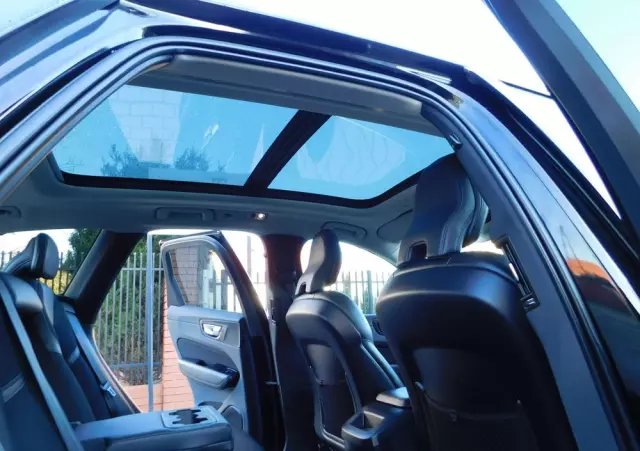 VOLVO XC 60 T4 Momentum Pro