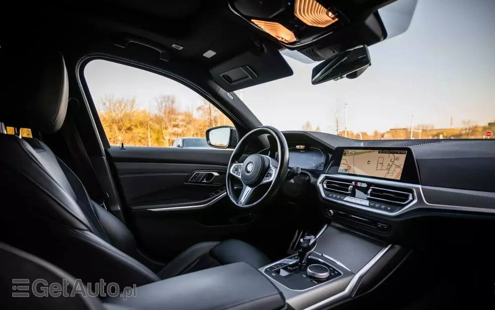 BMW Seria 3 330e PHEV xDrive M Sport