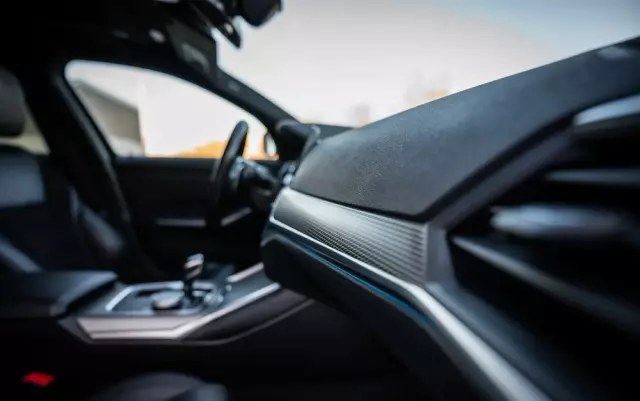 BMW Seria 3 330e PHEV xDrive M Sport