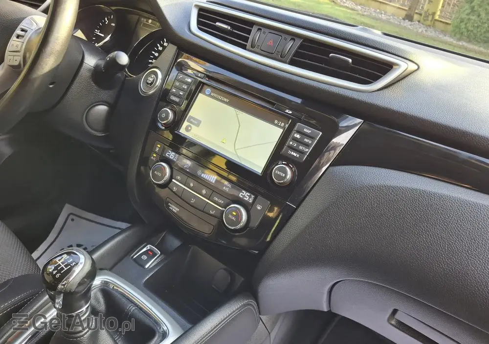 NISSAN Qashqai 1.5 dCi Tekna