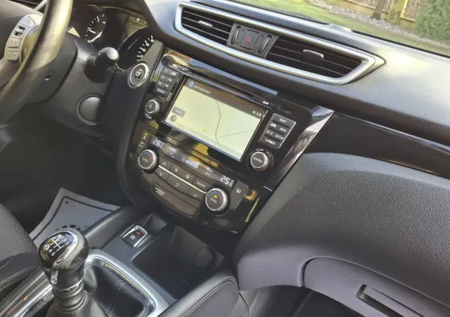 NISSAN Qashqai 1.5 dCi Tekna