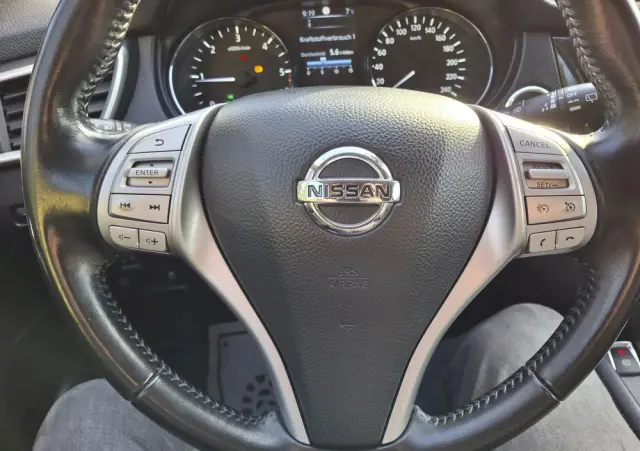 NISSAN Qashqai 1.5 dCi Tekna