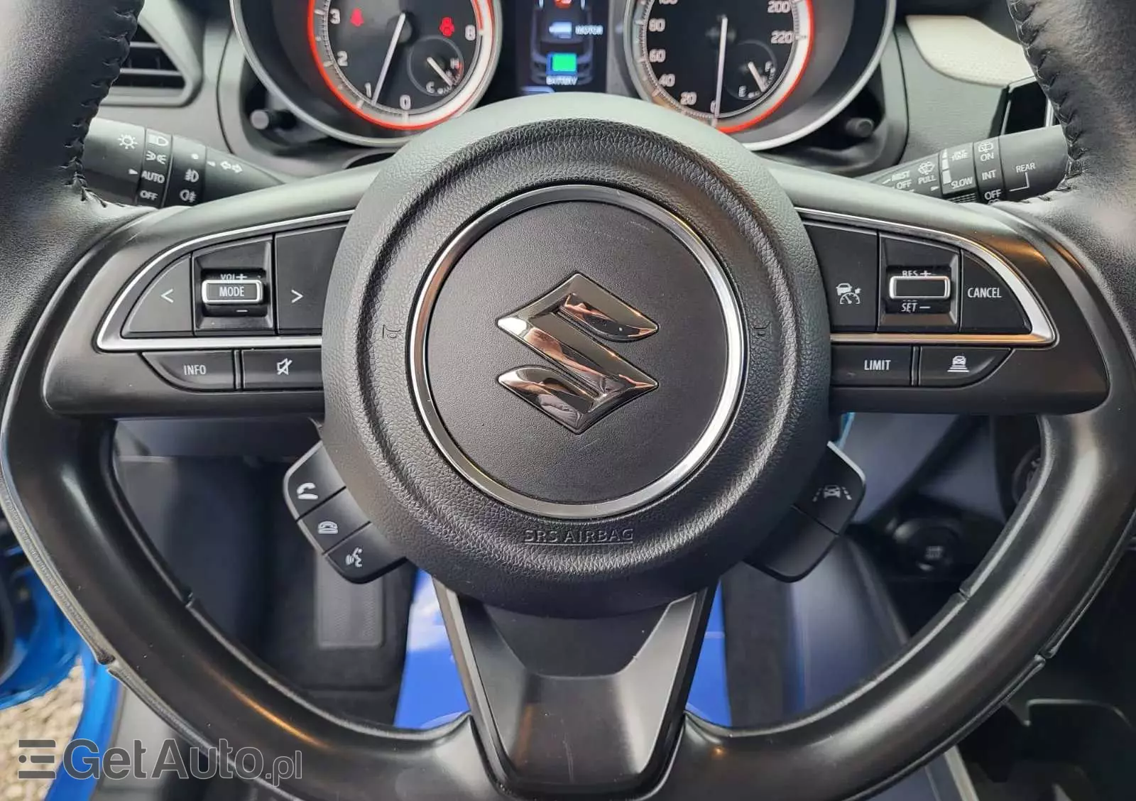 SUZUKI Swift 1.2 Dualjet Hybrid Club