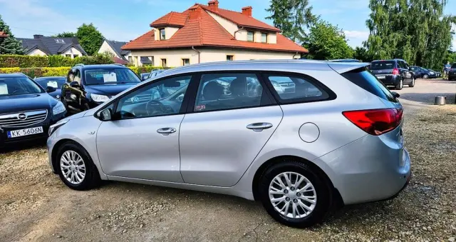 KIA Ceed Cee'd 1.6 GDI XL
