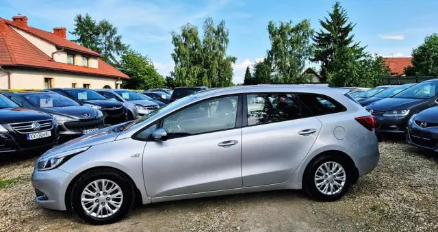 KIA Ceed Cee'd 1.6 GDI XL