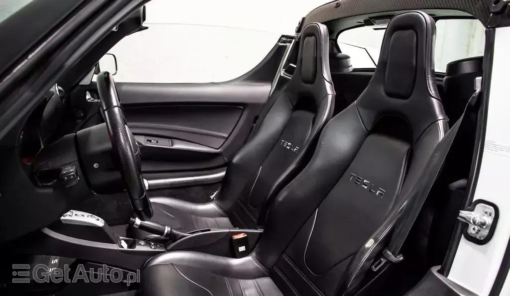 TESLA Roadster 