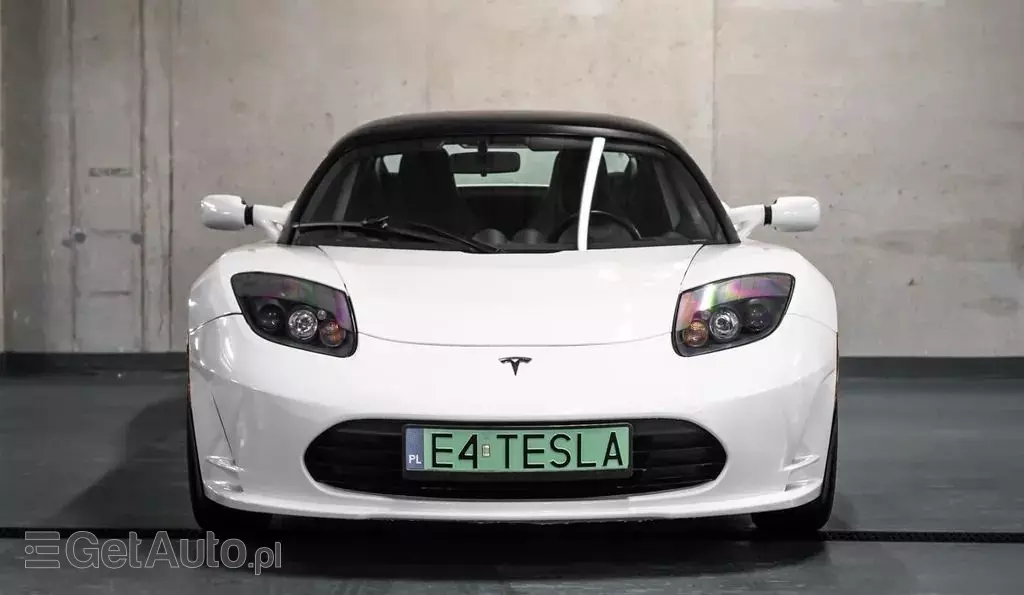 TESLA Roadster 