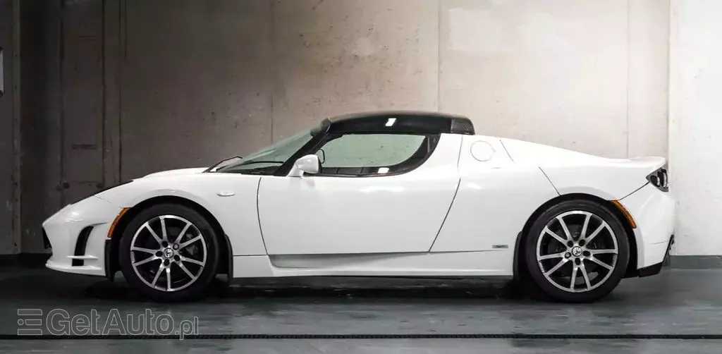 TESLA Roadster 