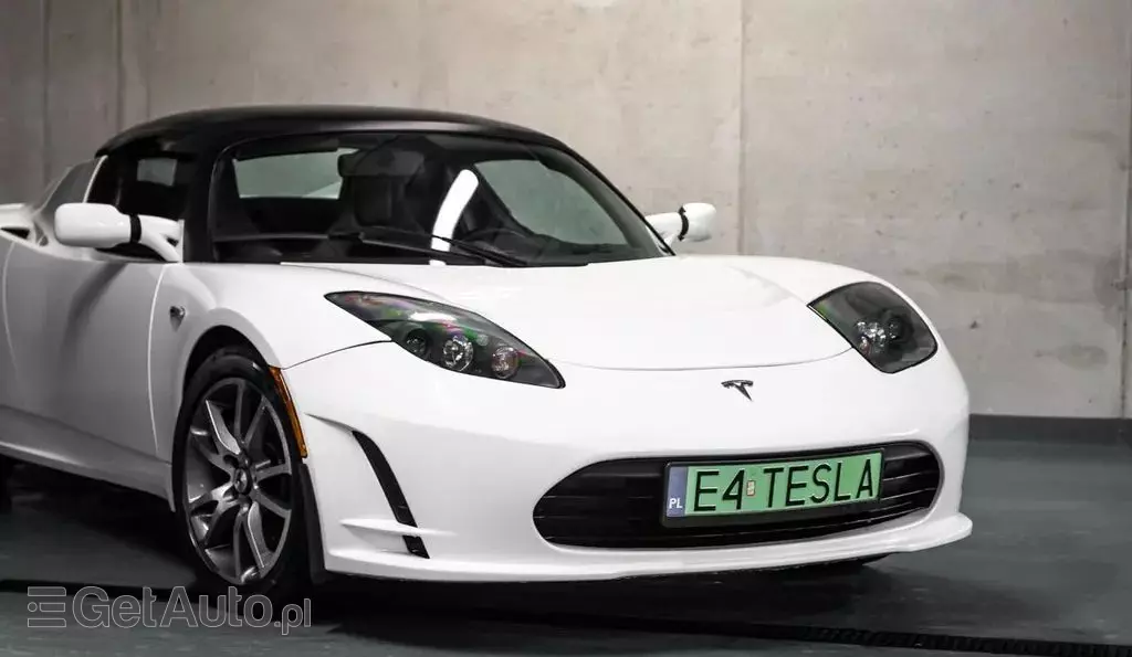 TESLA Roadster 