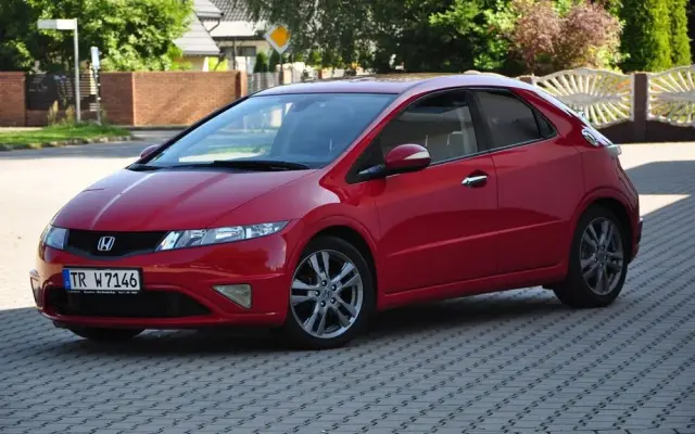 HONDA Civic 1.8 Executive