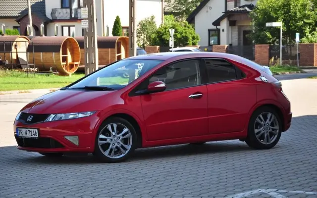 HONDA Civic 1.8 Executive