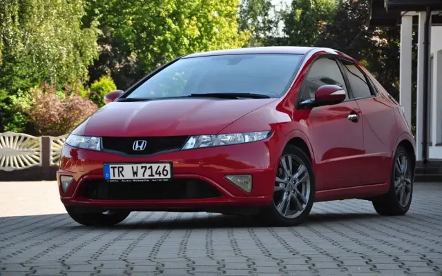 HONDA Civic 1.8 Executive