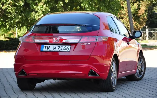 HONDA Civic 1.8 Executive
