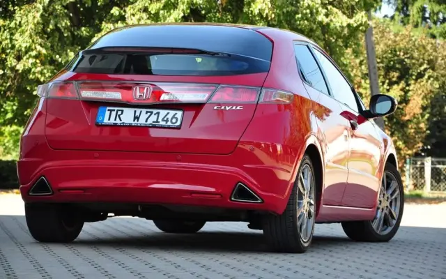 HONDA Civic 1.8 Executive
