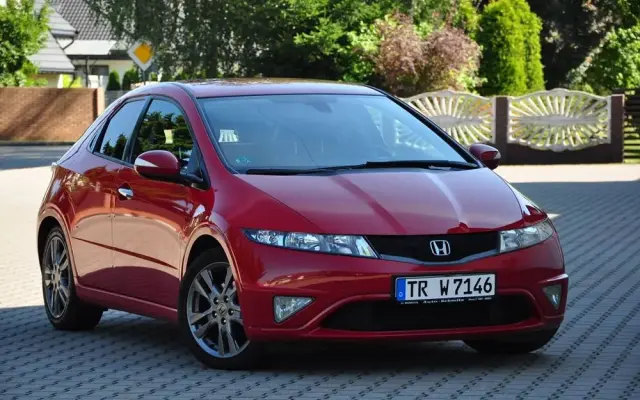 HONDA Civic 1.8 Executive