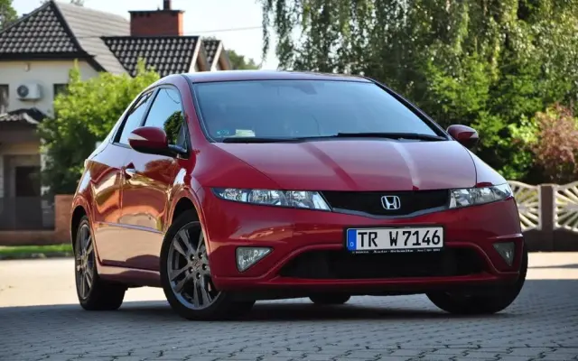 HONDA Civic 1.8 Executive