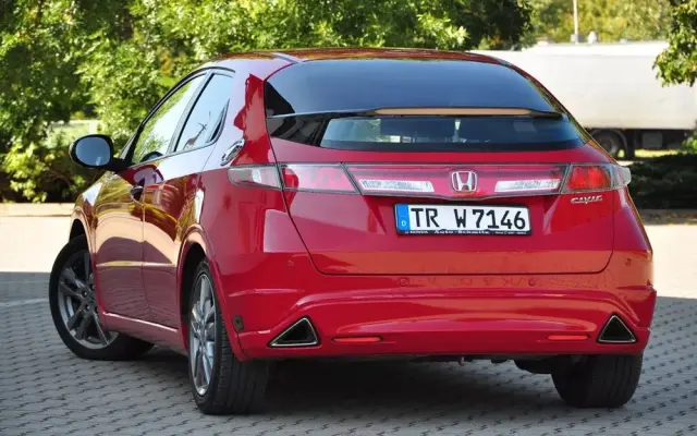 HONDA Civic 1.8 Executive