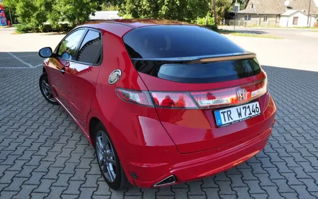HONDA Civic 1.8 Executive
