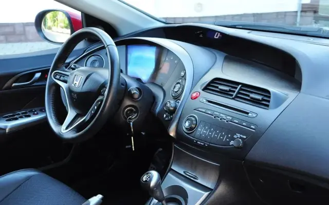 HONDA Civic 1.8 Executive