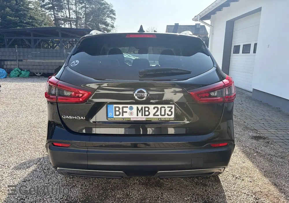 NISSAN Qashqai 1.2 DIG-T 360