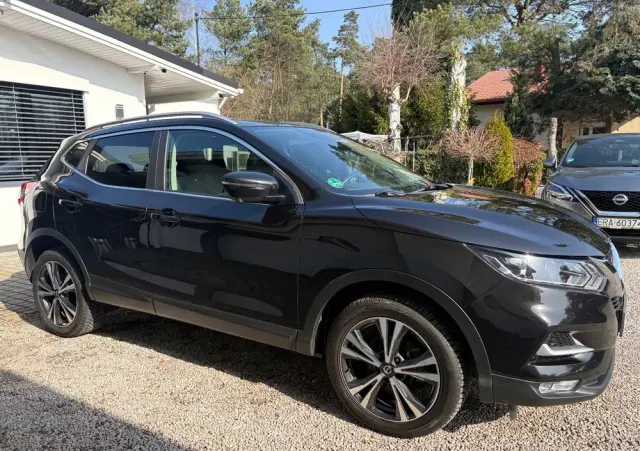 NISSAN Qashqai 1.2 DIG-T 360